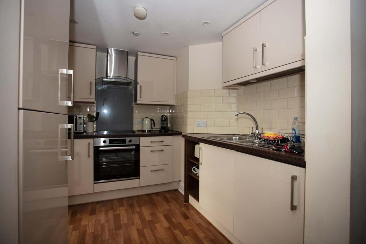 Salisbury 2-Bed Luxury Apartment Buitenkant foto