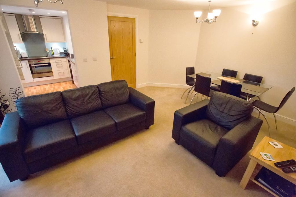 Salisbury 2-Bed Luxury Apartment Kamer foto
